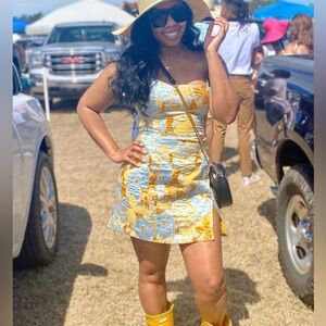 BRAILEY STRAPLESS MINI DRESS IN BRAILEY BLUE
JACQUARD